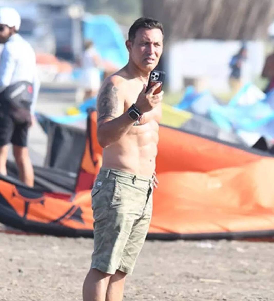 Öyle bir yerine estetik yaptırmış ki anında ortaya çıktı, ilk bakışta şak diye anlaşılıyor! Mustafa Sandal fena yakalandı 8